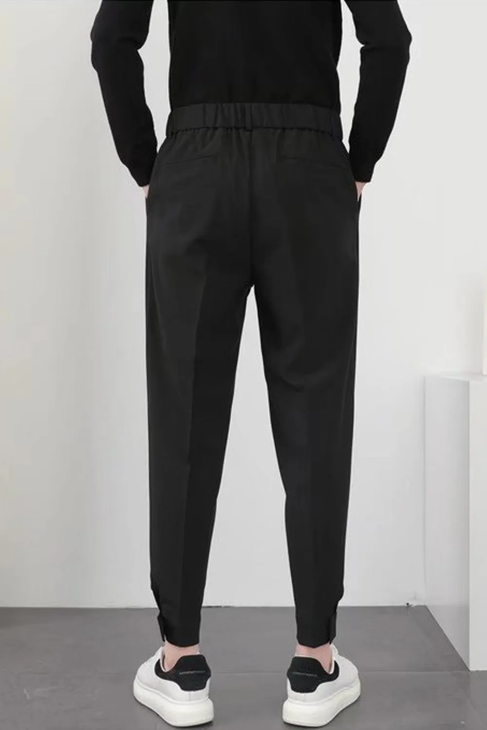 Elegant and Casual Trousers for Men