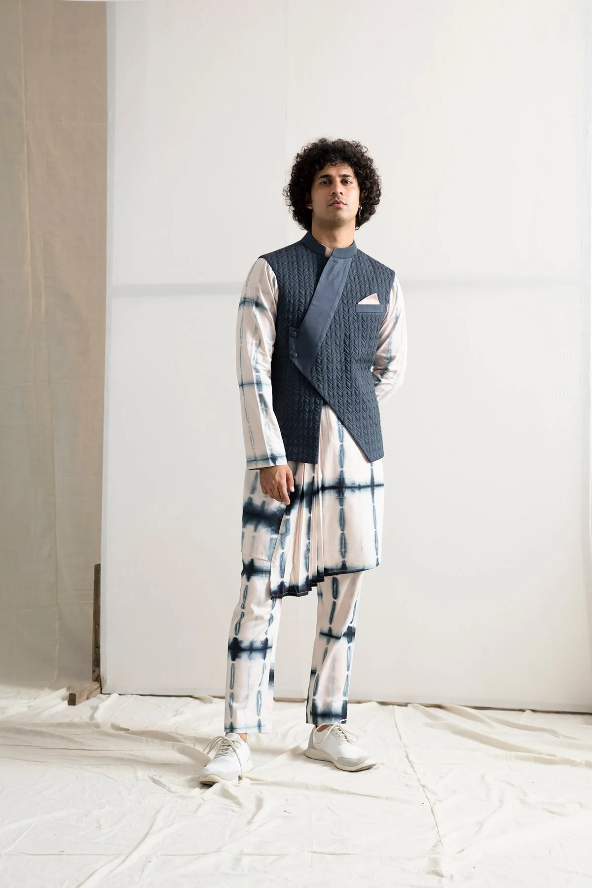 Neo Asymmetric Quilted Jacket with Tie & Dye Kurta Set